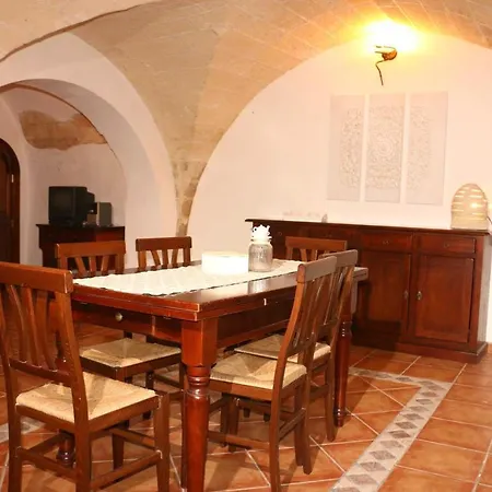 Apartment Elegant In The Heart Of 100 M² And Comforts Lecce