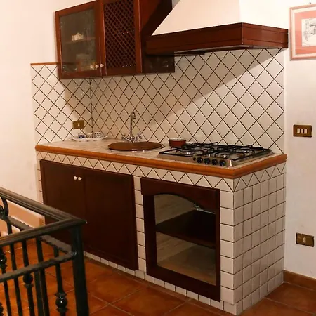 Elegant In The Heart Of 100 M² And Comforts Apartment Lecce